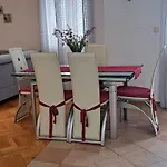 Mimi Διαμέρισμα