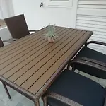 Mimi *
