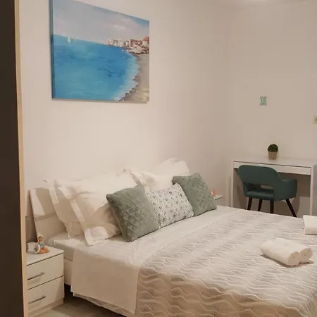 Apartment Mimi Makarska