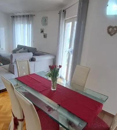 Mimi Apartment
