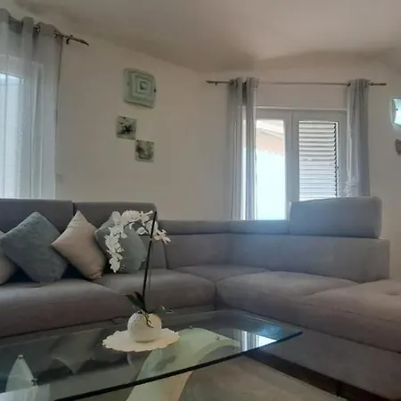 Mimi Apartment