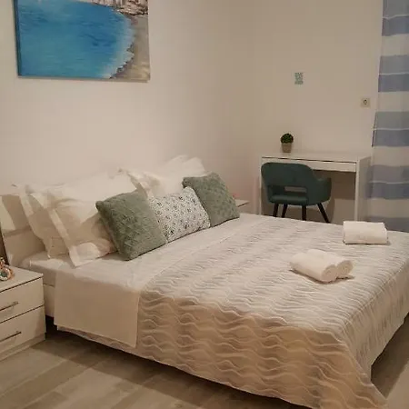 Mimi * Makarska