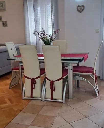 Mimi Apartman