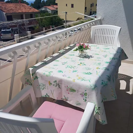Mimi Apartman *